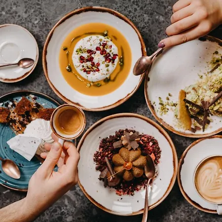 מלון Orea Place Seno 4*