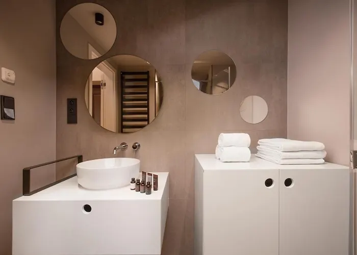 Orea Place Seno Отель