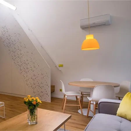 Orea Place Seno Отель 4*
